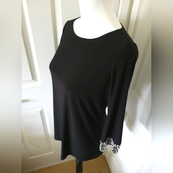 ✨️HP✨️Annalee + Hope | NWOT Dressy Black 3/4 Sleeve Embellished Cuffs Top - Picture 6 of 10